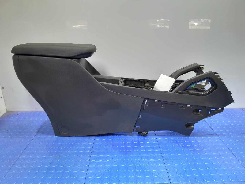 2023 Chevrolet Trailblazer Front Console