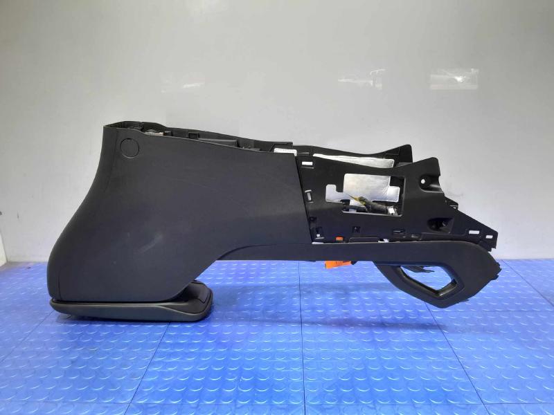 2023 Chevrolet Trailblazer Front Console