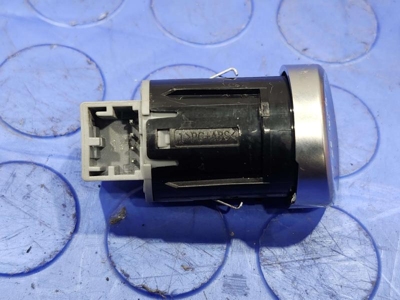 2018 Volkswagen Passat Ignition Switch(W/O Cyl& Key)