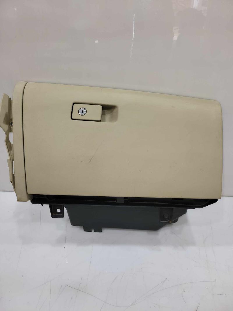 2011 - 2017 Volvo S60 XC60 Glove Box Compartment Assembly Tan OEM 39809224