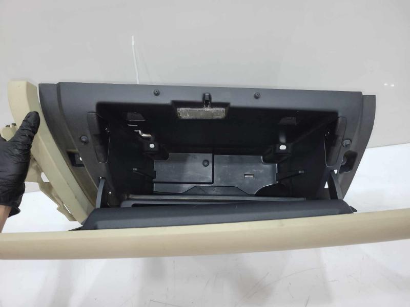 2011 - 2017 Volvo S60 XC60 Glove Box Compartment Assembly Tan OEM 39809224
