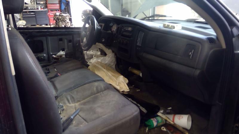 2005 Dodge Ram 1500 Front Door Regulator