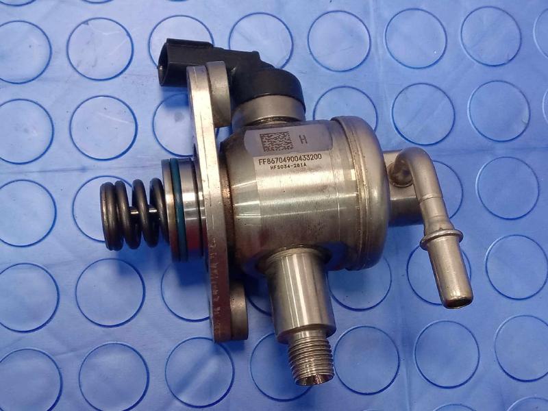 2017 Cadillac CT6 Fuel Pump