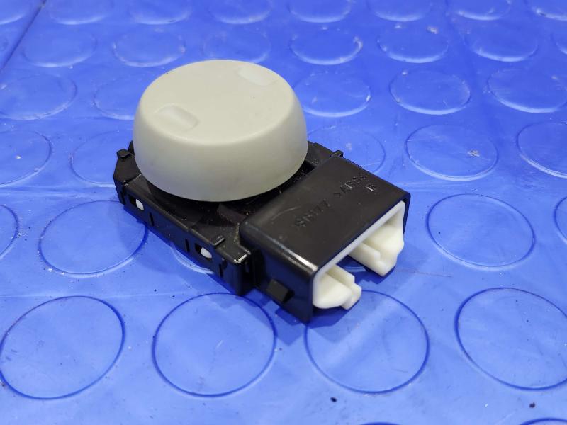 2013 Toyota Prius Misc Ebay Parts