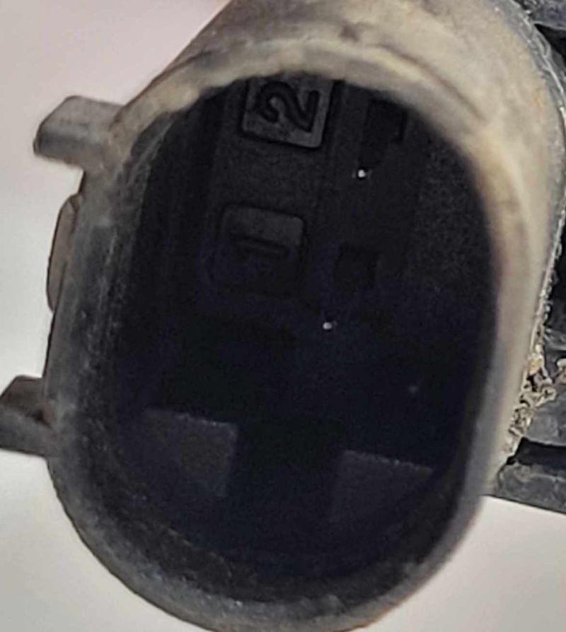2015 Chrysler 200 Spindle Knuckle Front