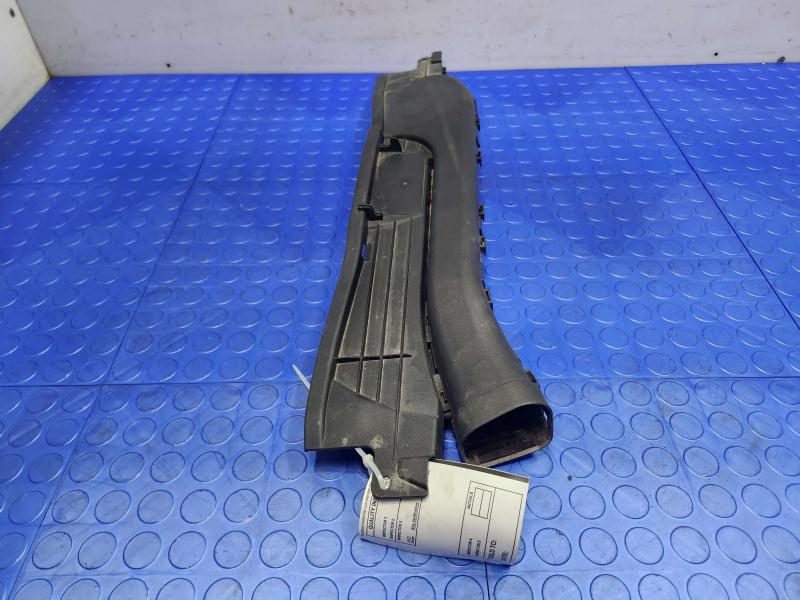 2020 Ford Escape Air Intake Tube/Resonator
