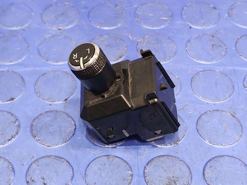 2018 Toyota Highlander Door Switch Front