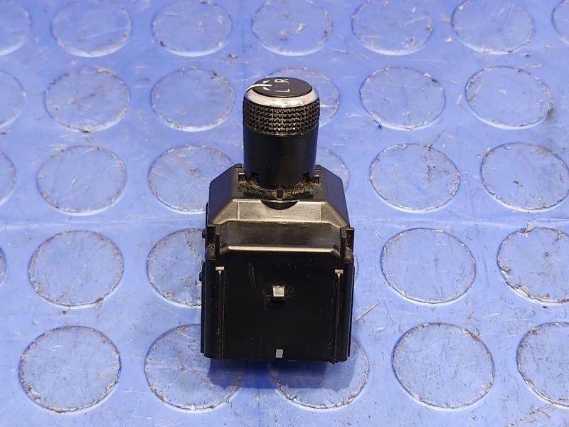 2018 Toyota Highlander Door Switch Front