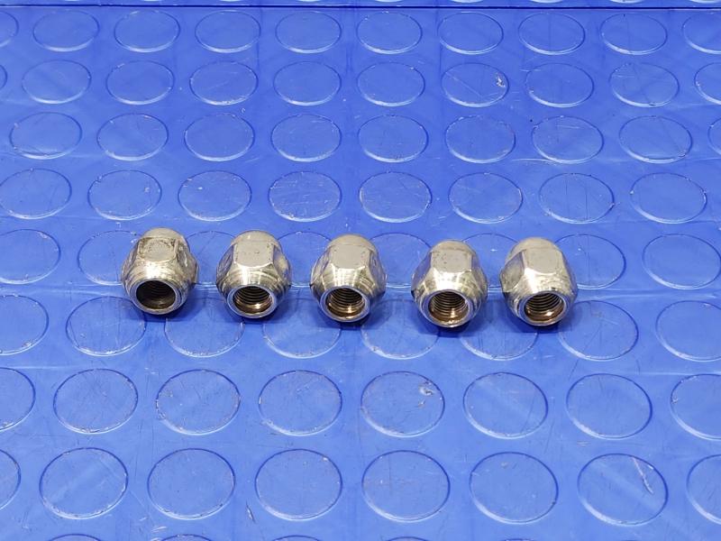 2022 Nissan Altima Lug Nuts