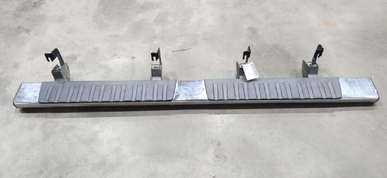 2019 Chevrolet Silverado 3500 Running Boards