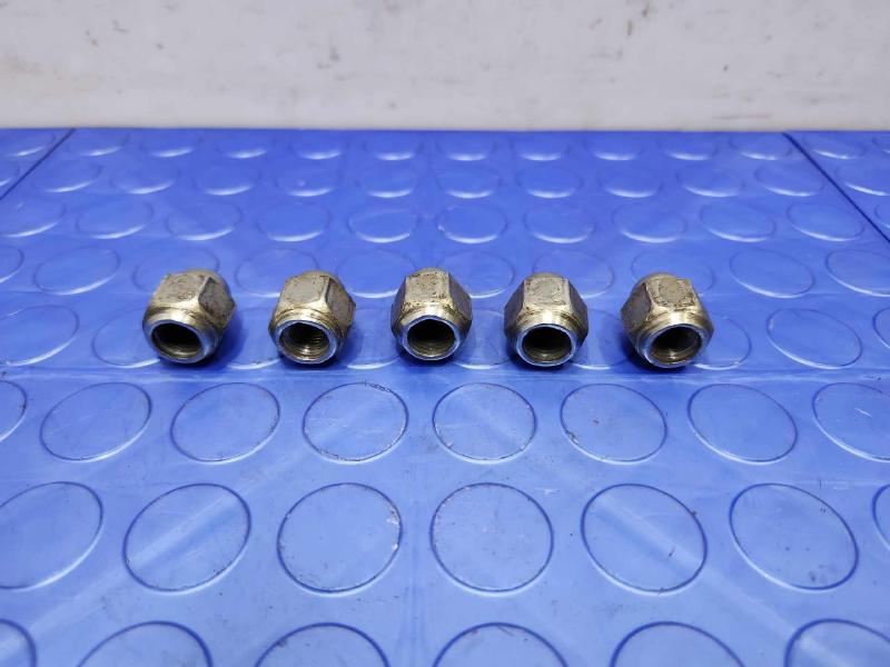 2015 Subaru Legacy Lug Nuts