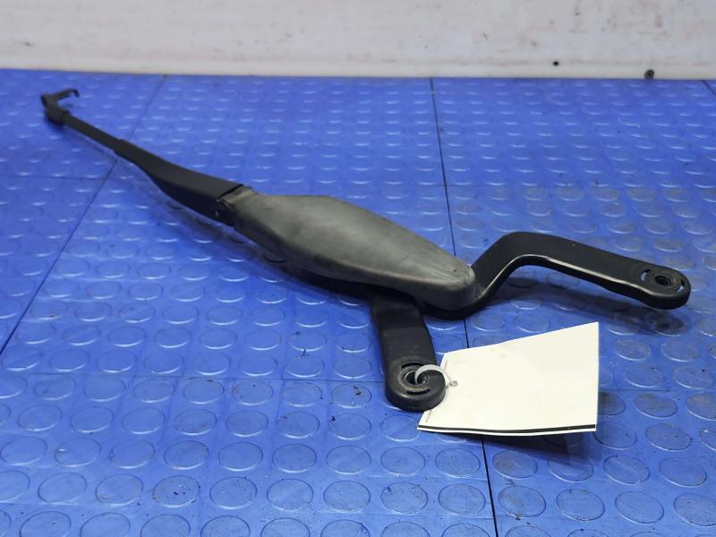 2006 Mercedes CLS-Class Wiper Arm