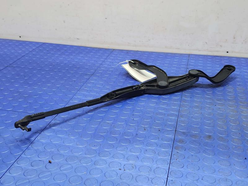 2006 Mercedes CLS-Class Wiper Arm