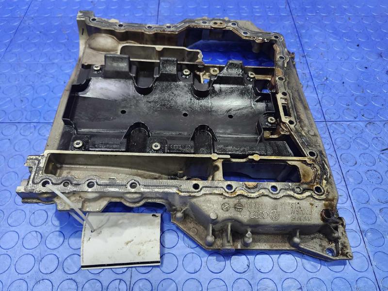 2017-2019 Audi Q7 3.0L Upper Engine Oil Pan Genuine OEM Part 06E103601BH