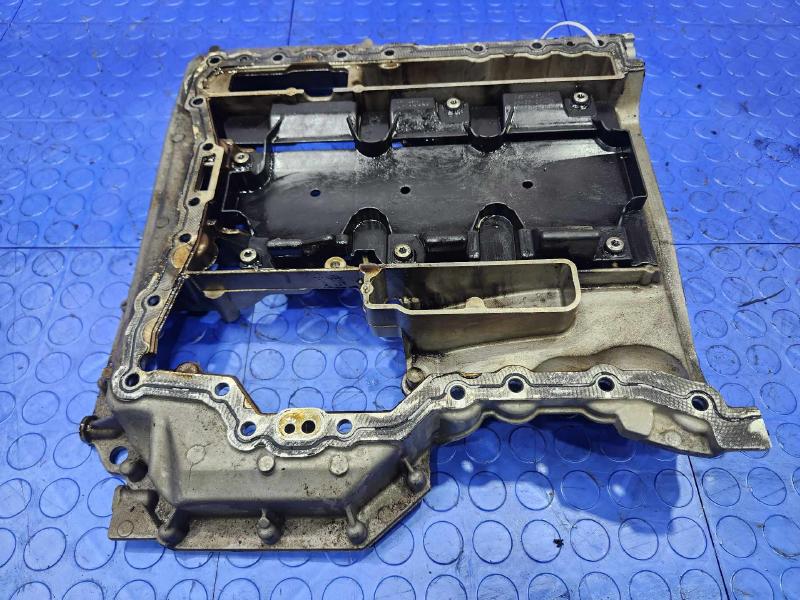 2017-2019 Audi Q7 3.0L Upper Engine Oil Pan Genuine OEM Part 06E103601BH