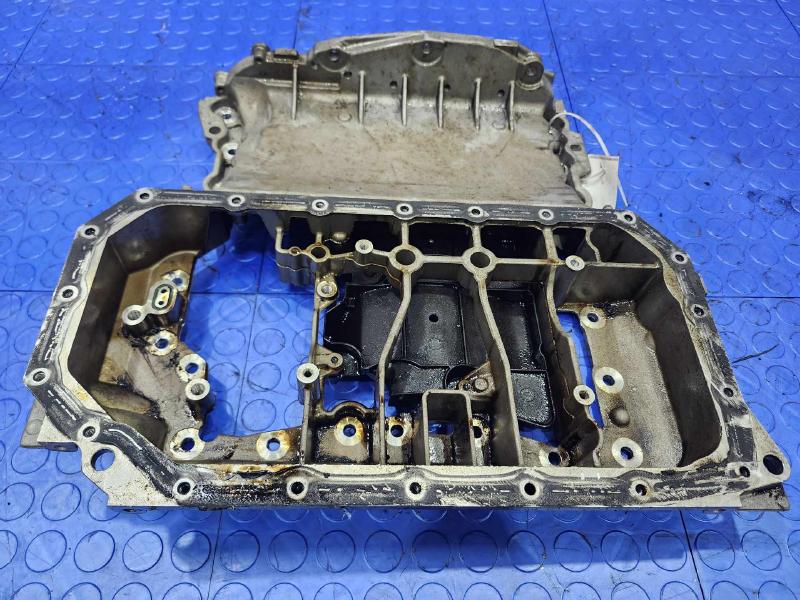 2017-2019 Audi Q7 3.0L Upper Engine Oil Pan Genuine OEM Part 06E103601BH
