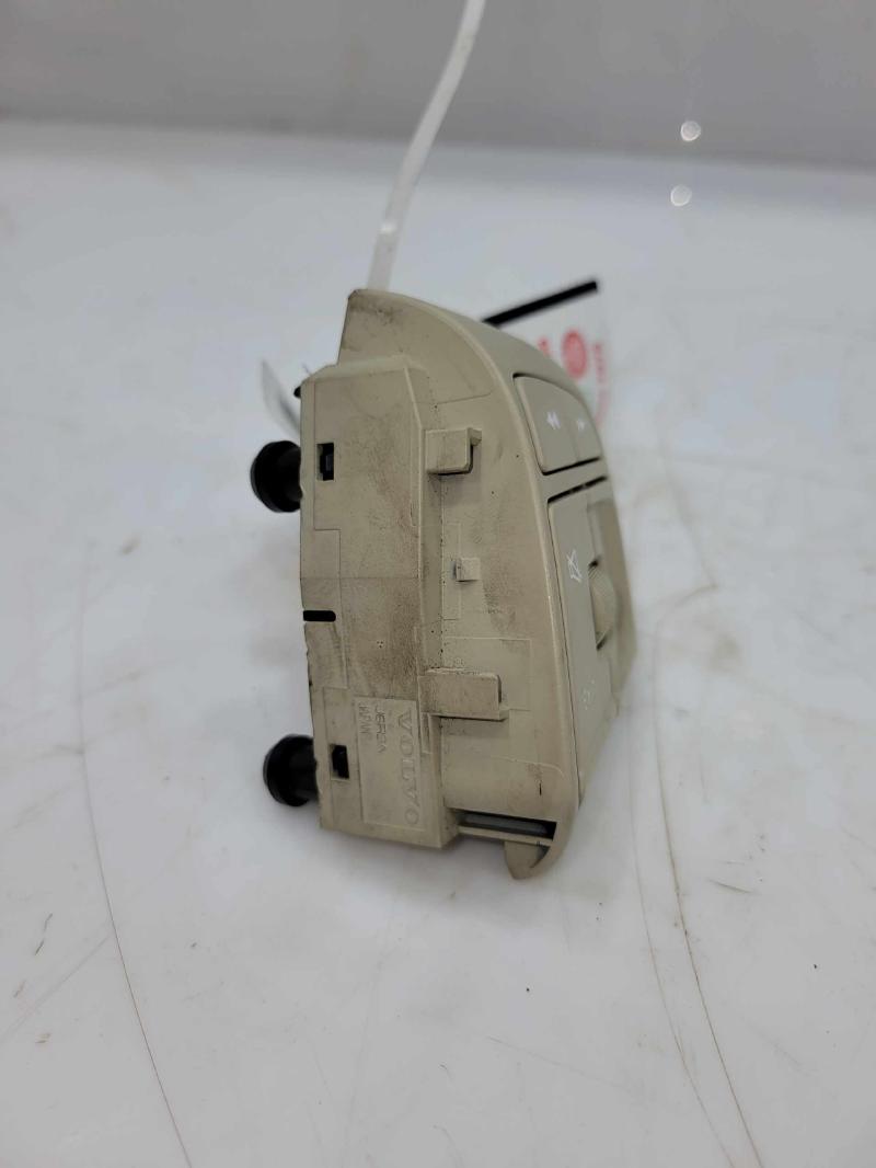 2009 - 2013 Volvo XC60 Steering Wheel Radio Controls (Beige) OEM 31318646