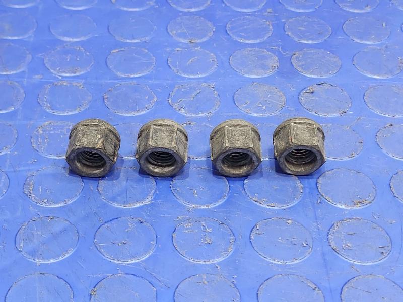 2016 Honda Fit Lug Nuts