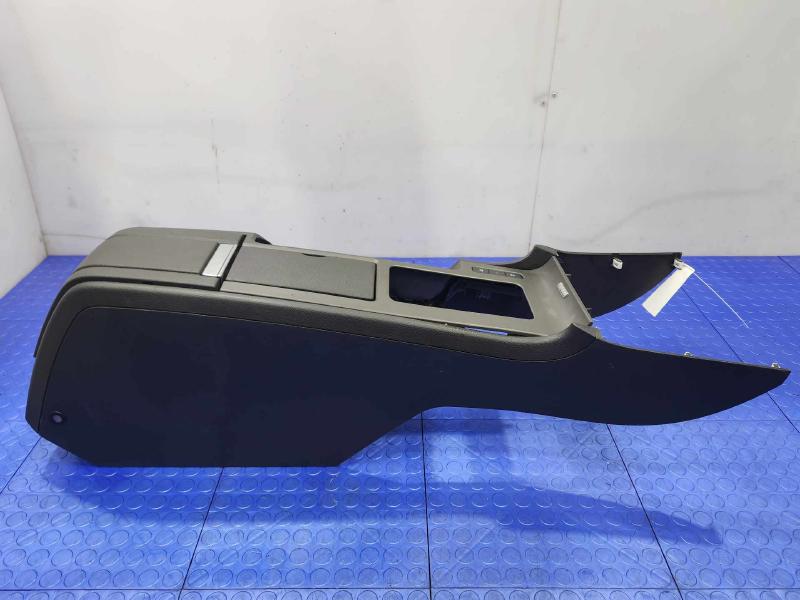 2014 Ford Mustang Front Console