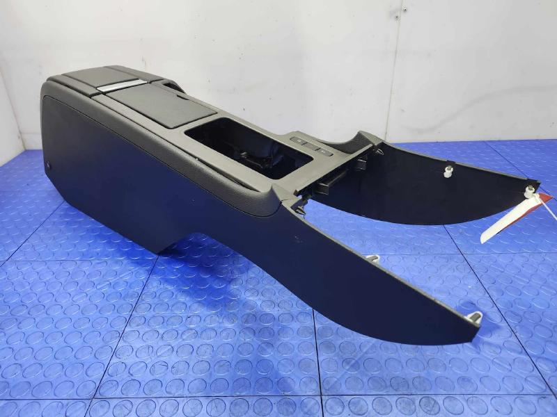 2014 Ford Mustang Front Console