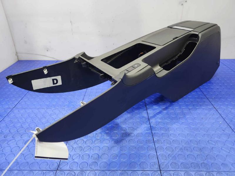 2014 Ford Mustang Front Console
