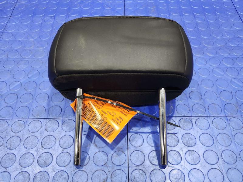 2017 Chrysler 200 Headrest