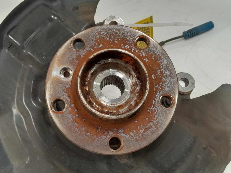 2014 MINI Paceman Spindle Knuckle Front