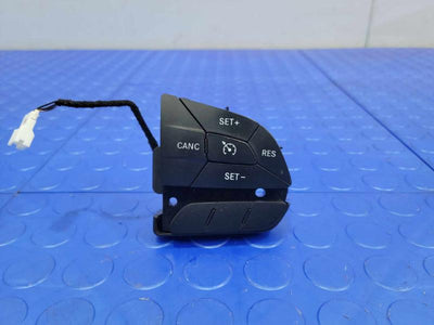 2014-2015 Jeep Cherokee Steering Wheel Cruise Control Switch OEM 68146854AC