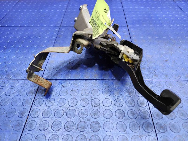 2015 Nissan Leaf Emergency Brk.
