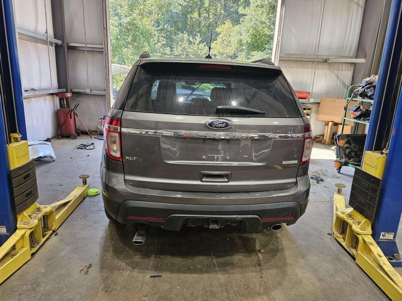2012 Ford Explorer Washer Bottle