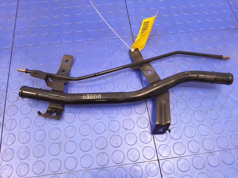 2011 Infiniti QX56 Fuel Filler Neck