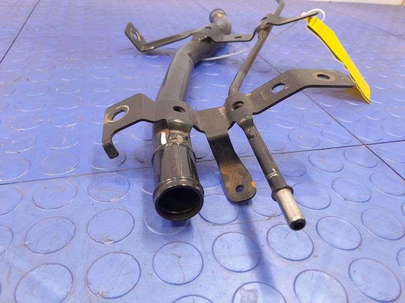2011 Infiniti QX56 Fuel Filler Neck