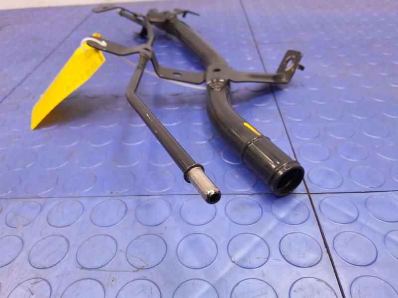 2011 Infiniti QX56 Fuel Filler Neck