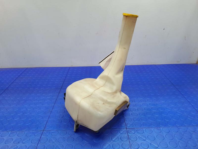 2015 Dodge Charger Washer Bottle