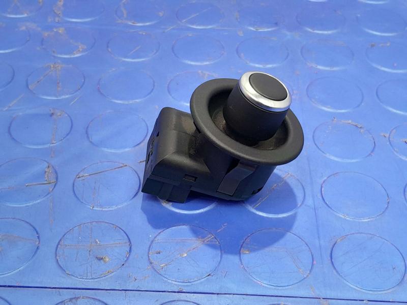 2017-2018 Jaguar XE Steering Column Power Tilt Adjust Switch OEM XR858647