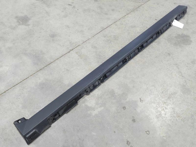 2019 Jaguar F-Pace Rocker Moulding