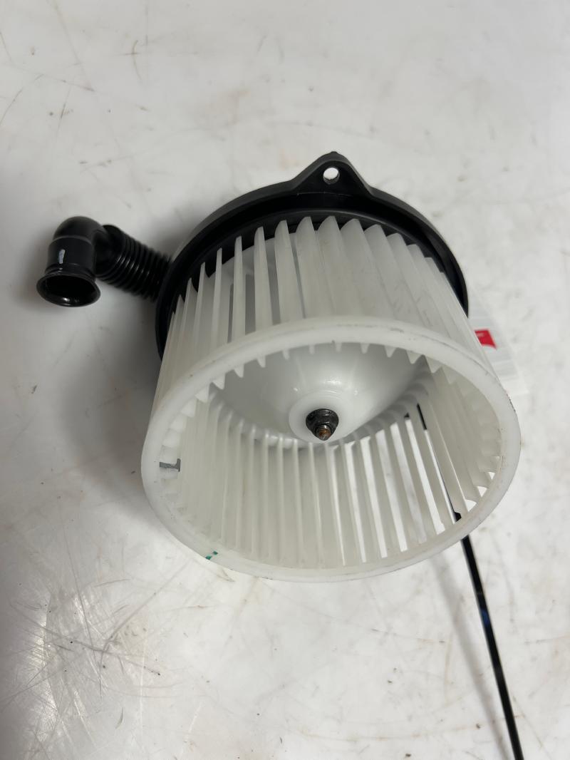 2014 Kia Sorento Blower Motor