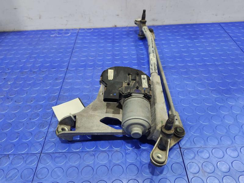 2018 Audi Q7 Wiper Motor Front