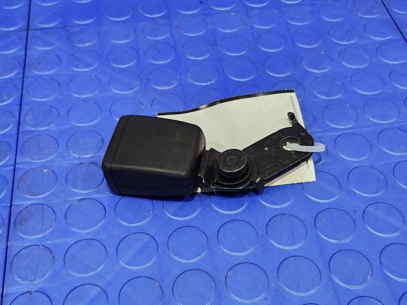 2018 Audi Q7 Rear Seat Belt