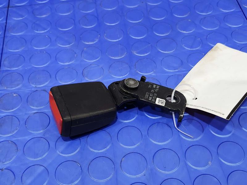2018 Audi Q7 Rear Seat Belt