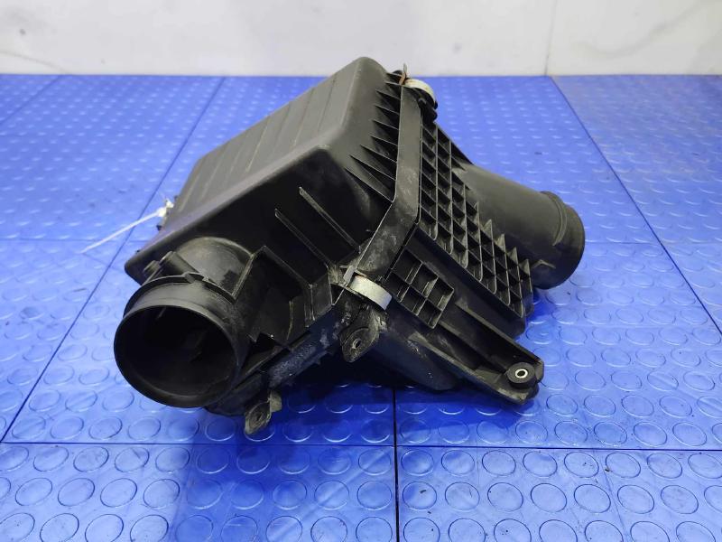 2008-2012 Honda Accord 2.4L Engine Air Cleaner Box Assembly Genuine OEM 17201R40A00 17210R40A00