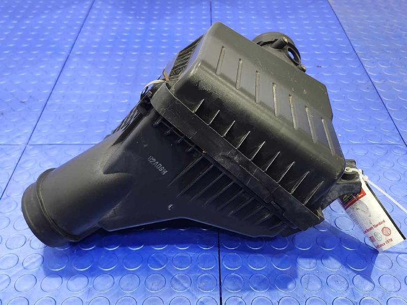 2008-2012 Honda Accord 2.4L Engine Air Cleaner Box Assembly Genuine OEM 17201R40A00 17210R40A00