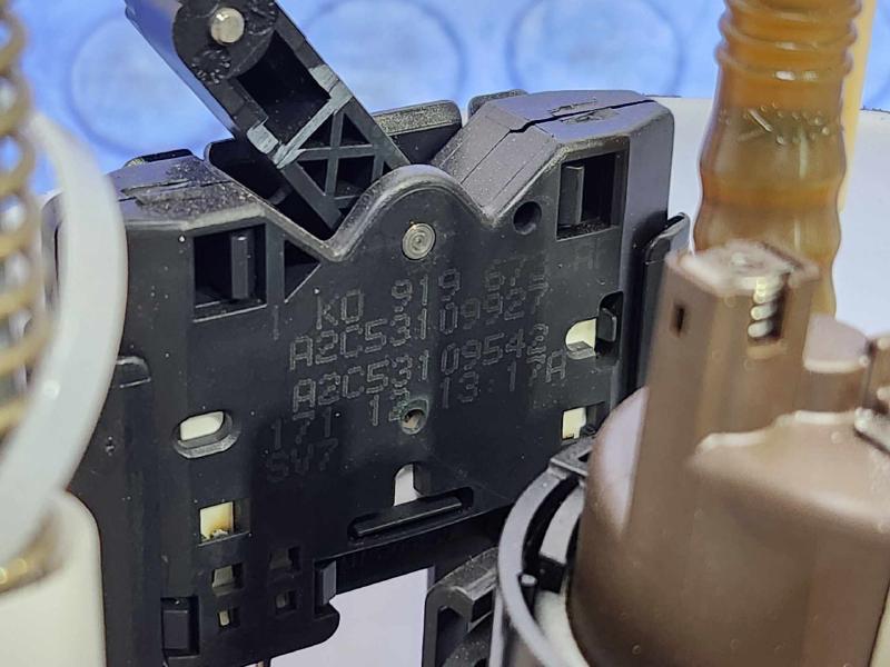 2013 Volkswagen Beetle Fuel Pump