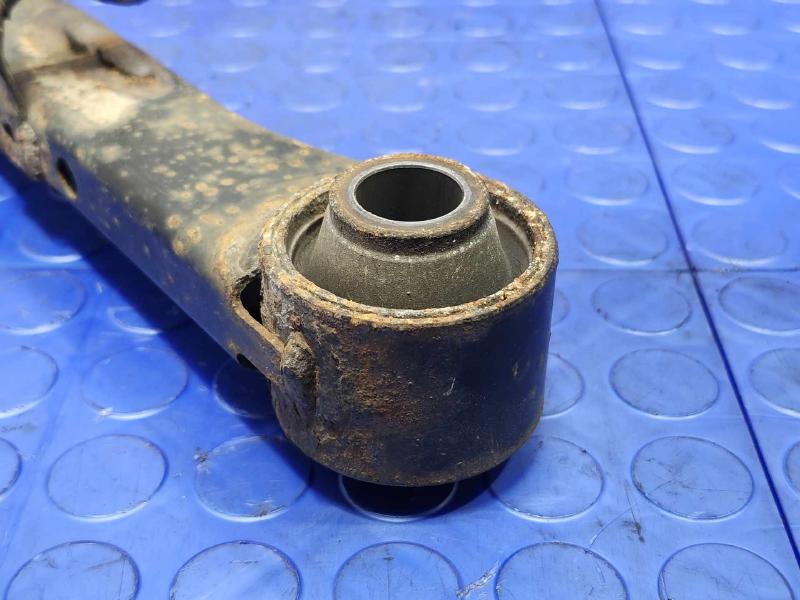 2010 Subaru Legacy Lower Control Arm Rr