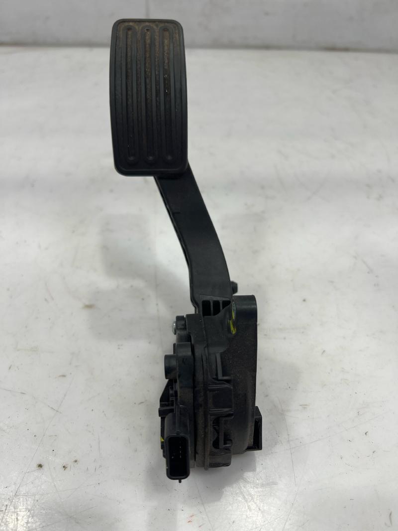 2013 - 2018 Nissan Altima Accelerator Pedal Assembly OEM 180023TA0B