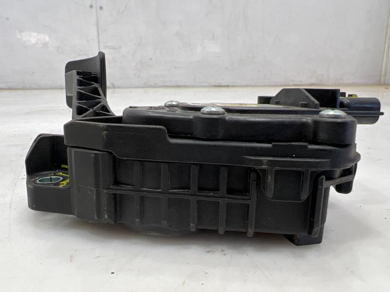 2013 - 2018 Nissan Altima Accelerator Pedal Assembly OEM 180023TA0B