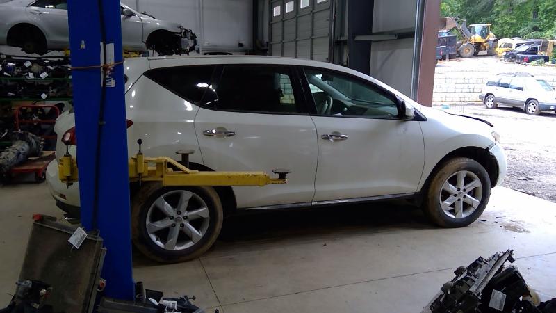 2010 Nissan Murano Hood