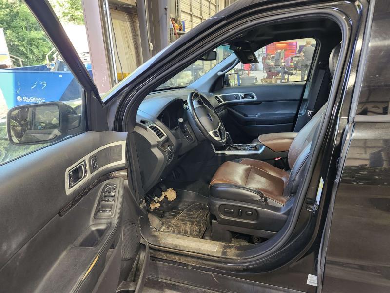 2014 Ford Explorer Headrest