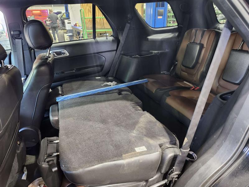 2014 Ford Explorer Glove Box