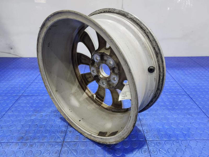 2015 Volkswagen Beetle Wheel